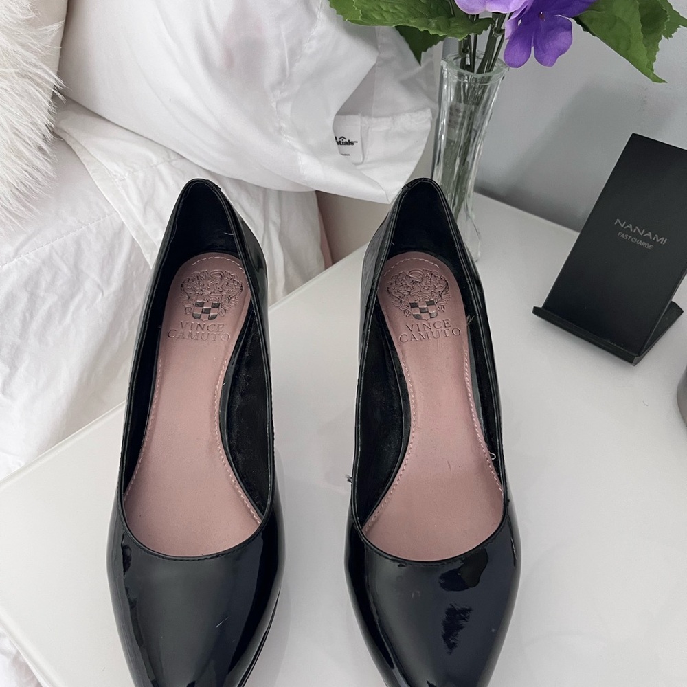Vince Camuto Glossy Black Heels